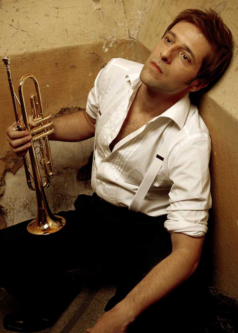 03 cabaret 02 mobile1